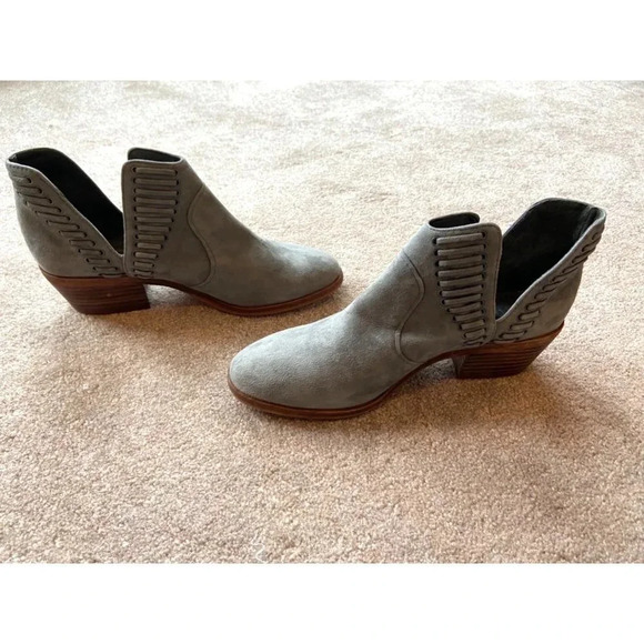 Vince Camuto Pevista Gray Booties Size 6.5 - Picture 2 of 9